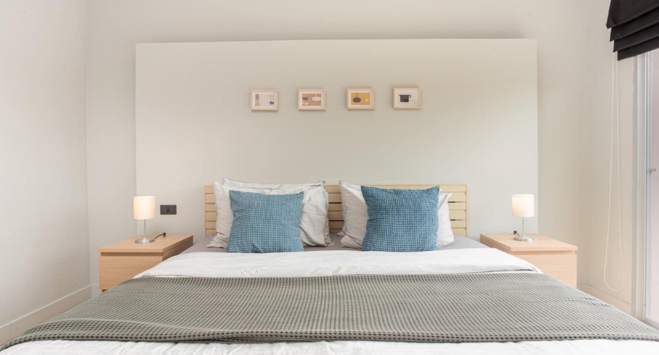 For sale 6 bedrooms serviced apartment in Mueang Chiang Mai, Chiang Mai