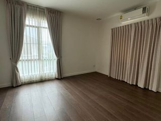 Аренда 3 спальни дом в Bang Phli, Самутпракан