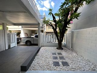 出租 3 卧室 联排别墅 在 Khlong Toei, 曼谷