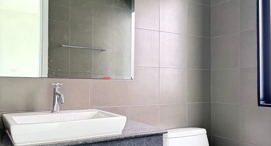 For rent 3 ベッドルーム townhouse in Suan Luang, Bangkok