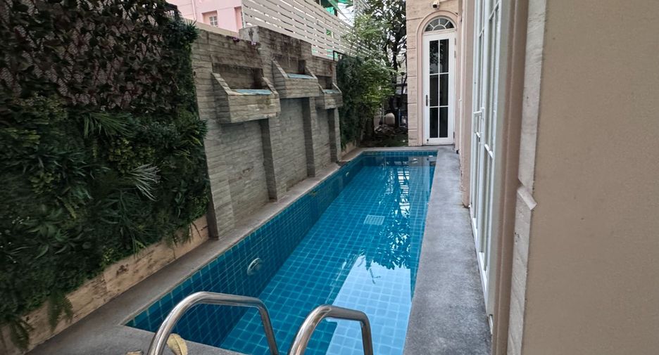 出租 5 卧室 独立屋 在 Khlong Toei, 曼谷