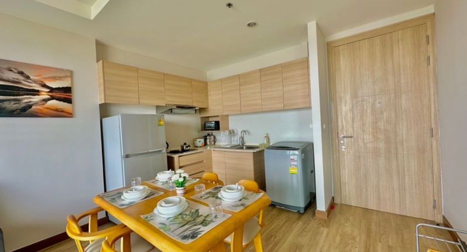 For sale 1 bed condo in Si Racha, Chonburi