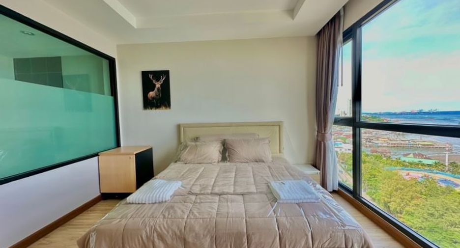 For sale 1 bed condo in Si Racha, Chonburi