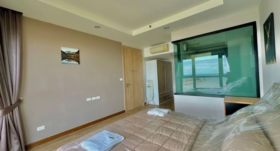 For sale 1 bed condo in Si Racha, Chonburi