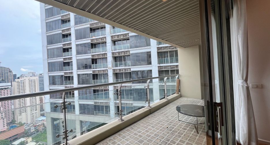 Condo en alquiler y en venta de 2 habitaciones en Khlong Toei, Bangkok
