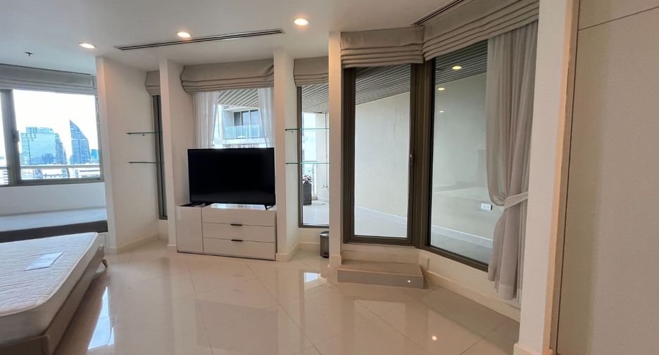 Condo en alquiler y en venta de 2 habitaciones en Khlong Toei, Bangkok