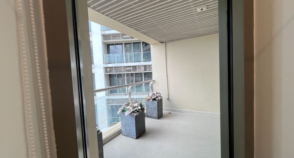 Condo en alquiler y en venta de 2 habitaciones en Khlong Toei, Bangkok
