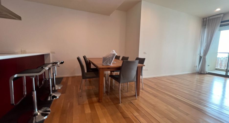 Condo en alquiler y en venta de 2 habitaciones en Khlong Toei, Bangkok