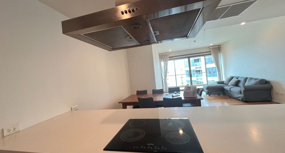 Condo en alquiler y en venta de 2 habitaciones en Khlong Toei, Bangkok
