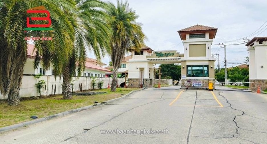 For sale 3 bedrooms house in Bang Bua Thong, Nonthaburi