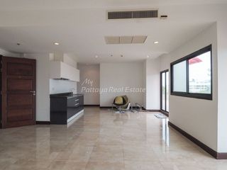 For sale 4 Beds condo in Bang Lamung, Chonburi