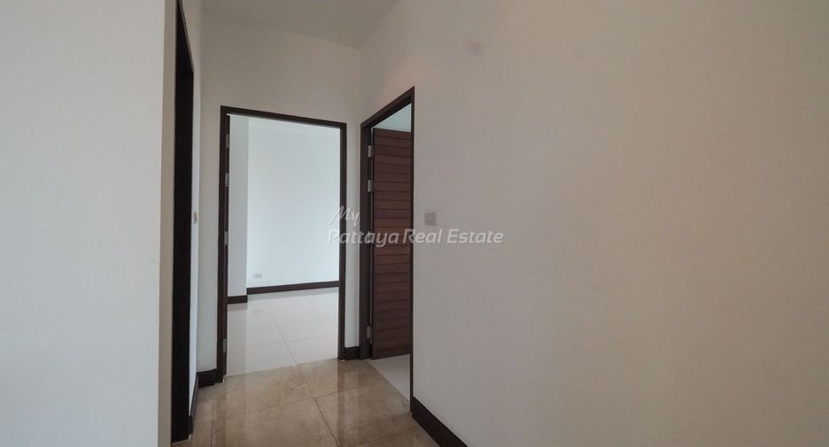For sale 4 bedrooms condo in Bang Lamung, Chonburi
