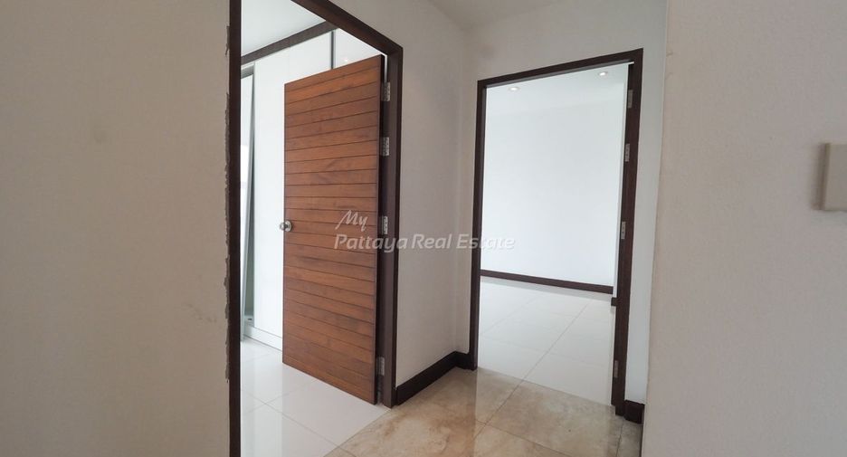 For sale 4 bedrooms condo in Bang Lamung, Chonburi