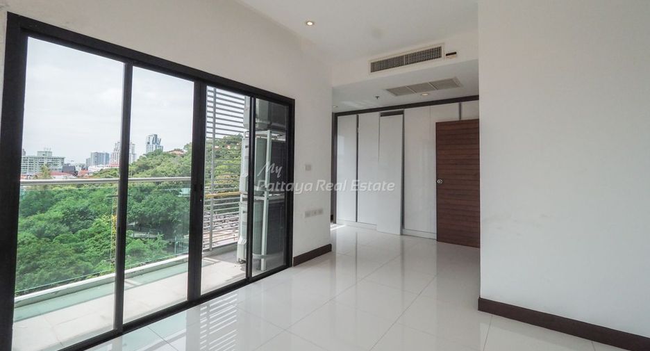 For sale 4 bedrooms condo in Bang Lamung, Chonburi
