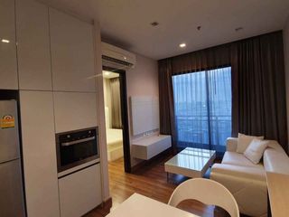 For sale 1 Beds condo in Huai Khwang, Bangkok