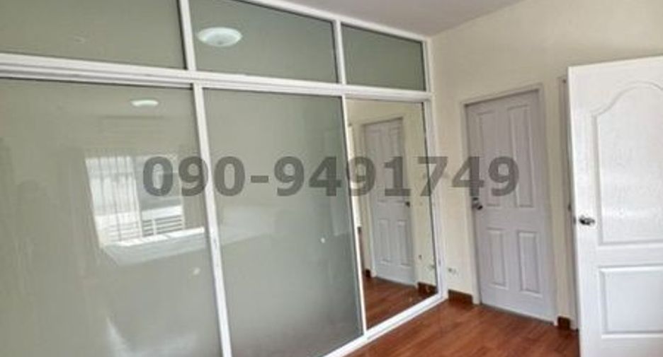 For rent 4 bedrooms condo in Lat Krabang, Bangkok