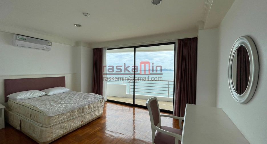 For rent 4 bedrooms condo in Bang Lamung, Chonburi