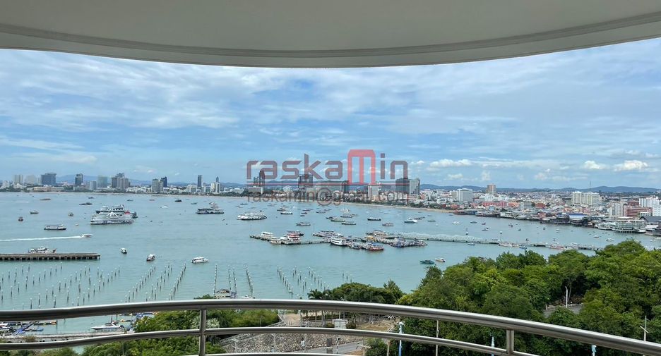 For rent 4 bedrooms condo in Bang Lamung, Chonburi