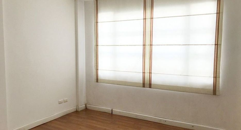 出租 3 卧室 独立屋 在 Prawet, 曼谷
