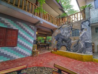 For sale 7 bed hotel in Pai, Mae Hong Son