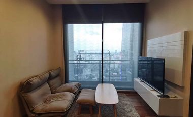 For rent 1 bed condo in Huai Khwang, Bangkok