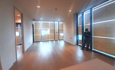 Condo en alquiler de 2 habitaciones en Khlong Toei, Bangkok
