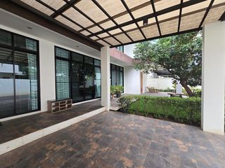 For rent and for sale 4 bedrooms house in Mueang Chiang Mai, Chiang Mai