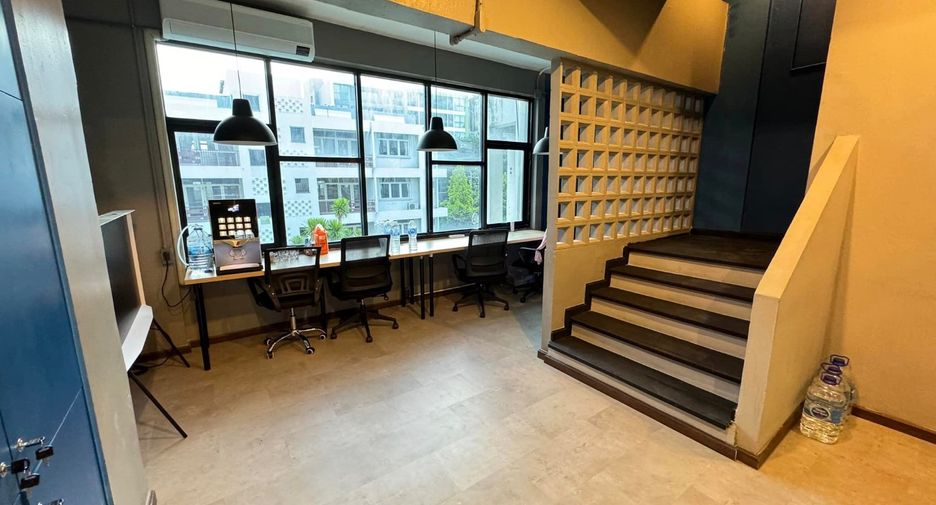Büro zur Miete mit 5 Zimmer in Watthana, Bangkok
