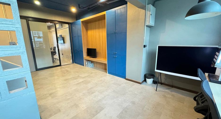 Büro zur Miete mit 5 Zimmer in Watthana, Bangkok