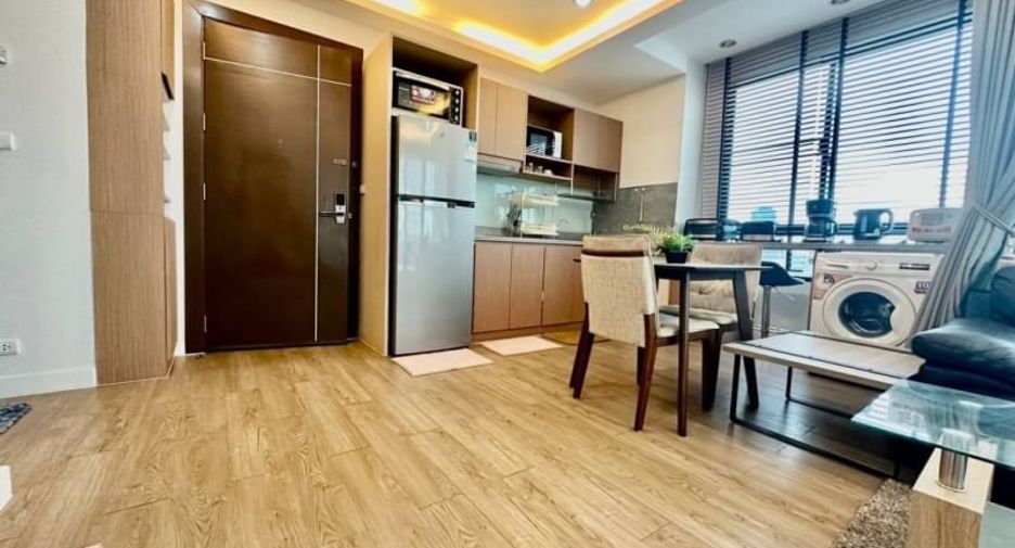 À louer 1 chambre condo à Si Racha, Chonburi