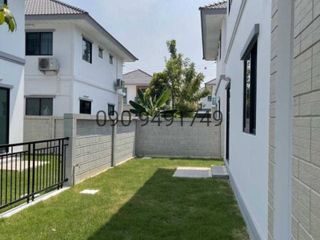For rent 3 bedrooms house in Bang Sao Thong, Samut Prakan