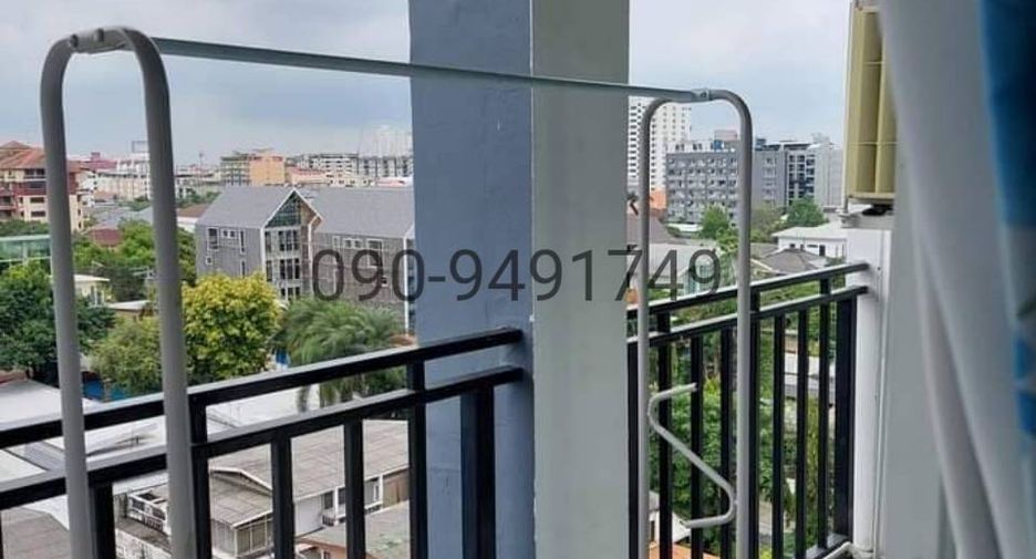 For sale 2 bedrooms condo in Bang Kapi, Bangkok