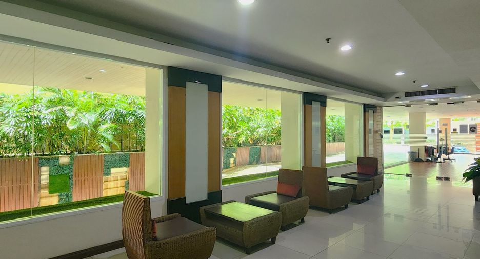 For sale 3 bedrooms condo in Sathon, Bangkok