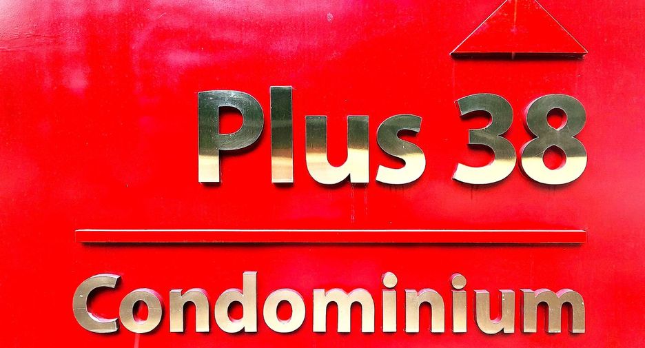 For sale 1 bed condo in Khlong Toei, Bangkok