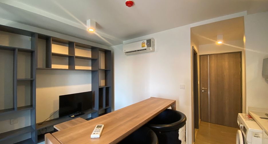 For sale 1 bed condo in Khlong Toei, Bangkok