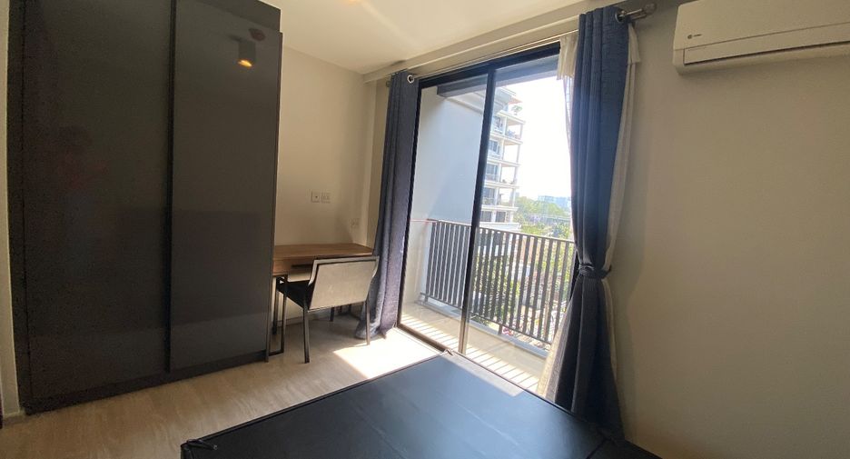 For sale 1 bed condo in Khlong Toei, Bangkok