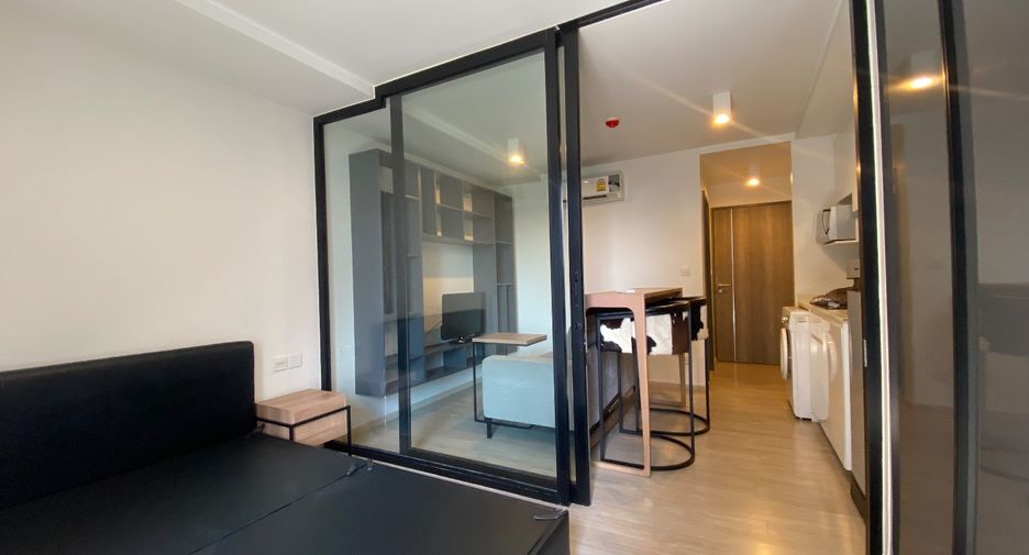 For sale 1 bed condo in Khlong Toei, Bangkok