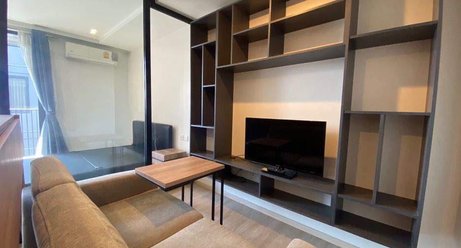 For sale 1 bed condo in Khlong Toei, Bangkok