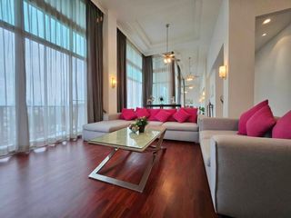 À louer 4 chambres appartement à Sathon, Bangkok