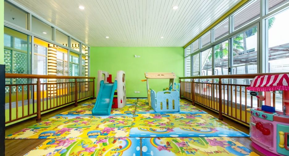 Apartment zur Miete mit 4 Zimmer in Sathon, Bangkok