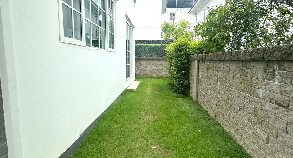 Casa en alquiler de 4 habitaciones en Mueang Samut Prakan, Samut Prakan