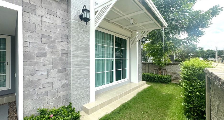 Casa en alquiler de 4 habitaciones en Mueang Samut Prakan, Samut Prakan