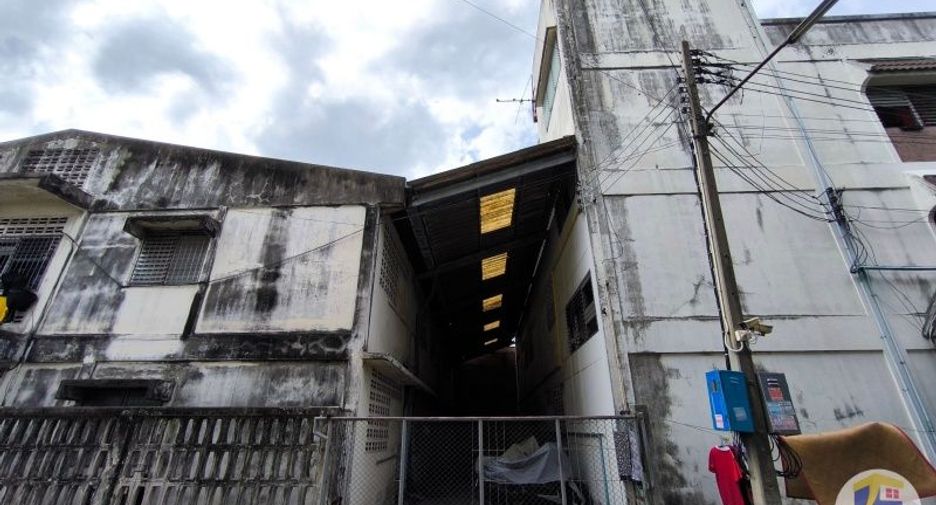 À vendre 57 chambres appartement à Sam Phran, Nakhon Pathom