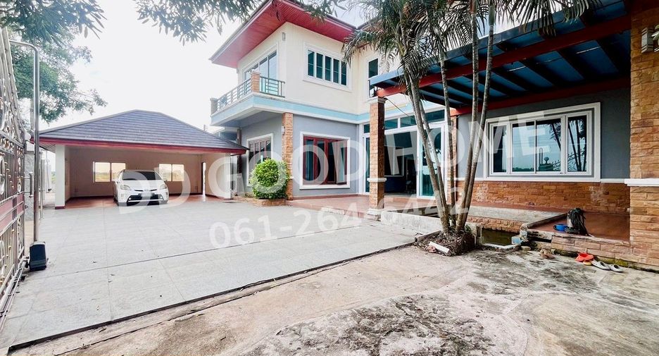 For sale 4 bedrooms house in Kao Liao, Nakhon Sawan