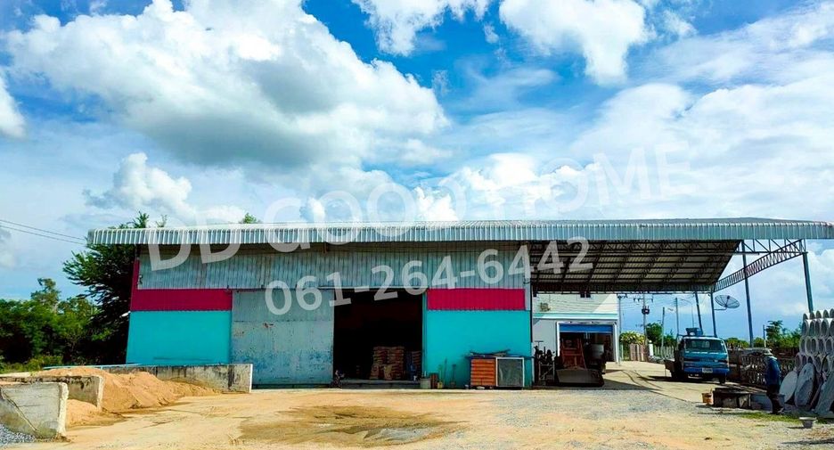 For sale 4 bedrooms house in Kao Liao, Nakhon Sawan