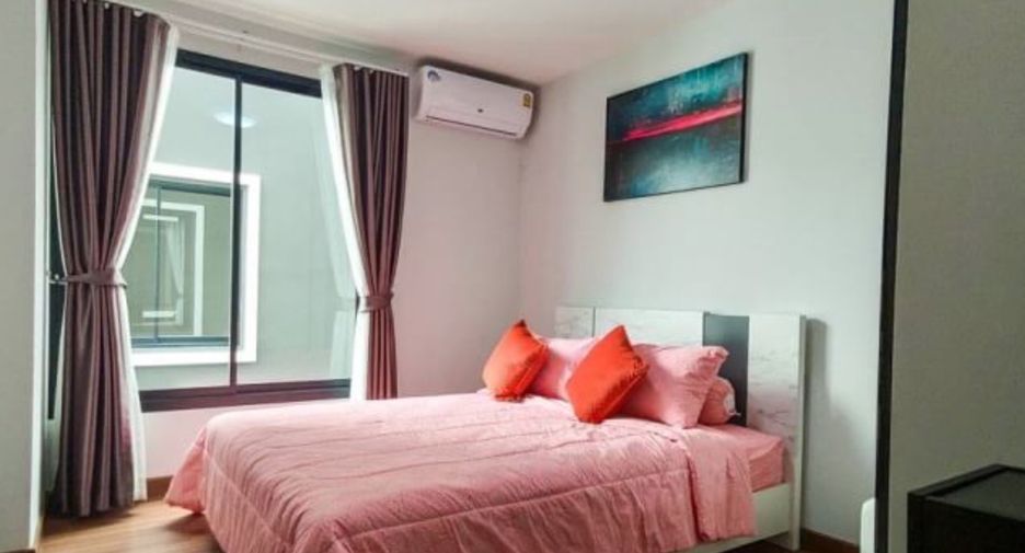 For sale 18 bedrooms townhouse in San Kamphaeng, Chiang Mai