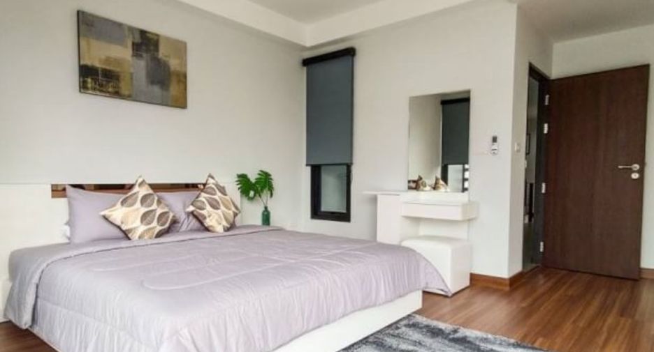 For sale 18 bedrooms townhouse in San Kamphaeng, Chiang Mai