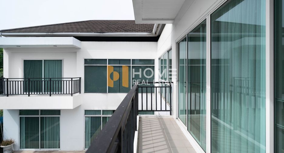 Casa en venta de 4 habitaciones en Bang Kapi, Bangkok
