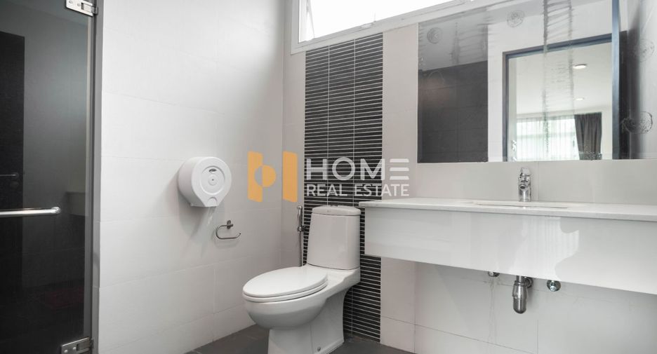 Casa en venta de 4 habitaciones en Bang Kapi, Bangkok