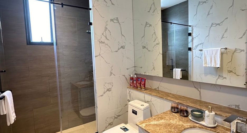 For sale 4 ベッドルーム villa in Bang Lamung, Chonburi